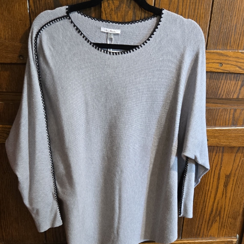 Milano Heather Gray Sweater with Black Accents